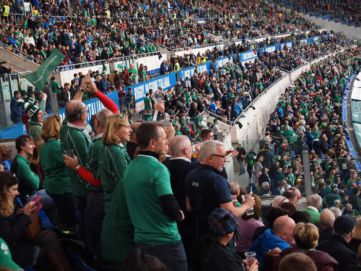 Ireland Rugby Fans in Italy