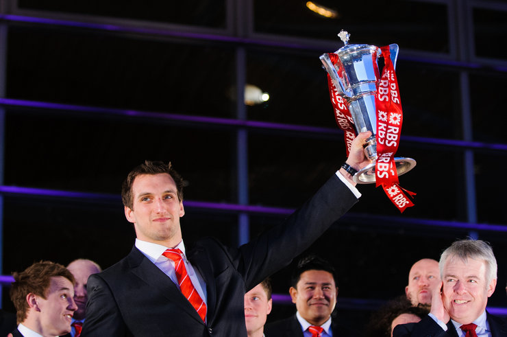 Wales' Sam Warburton with Six Nations Trophy
