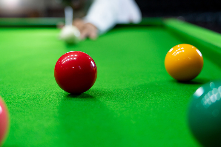 Snooker Shot on Red Ball